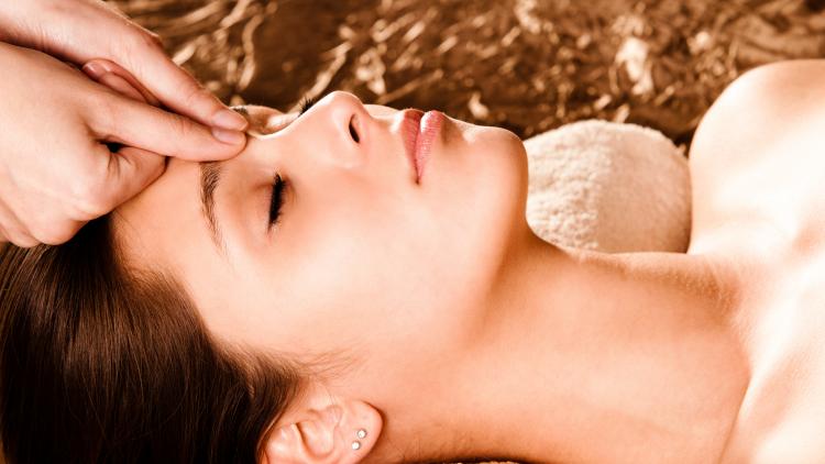 main of Benefits of Acupressure 